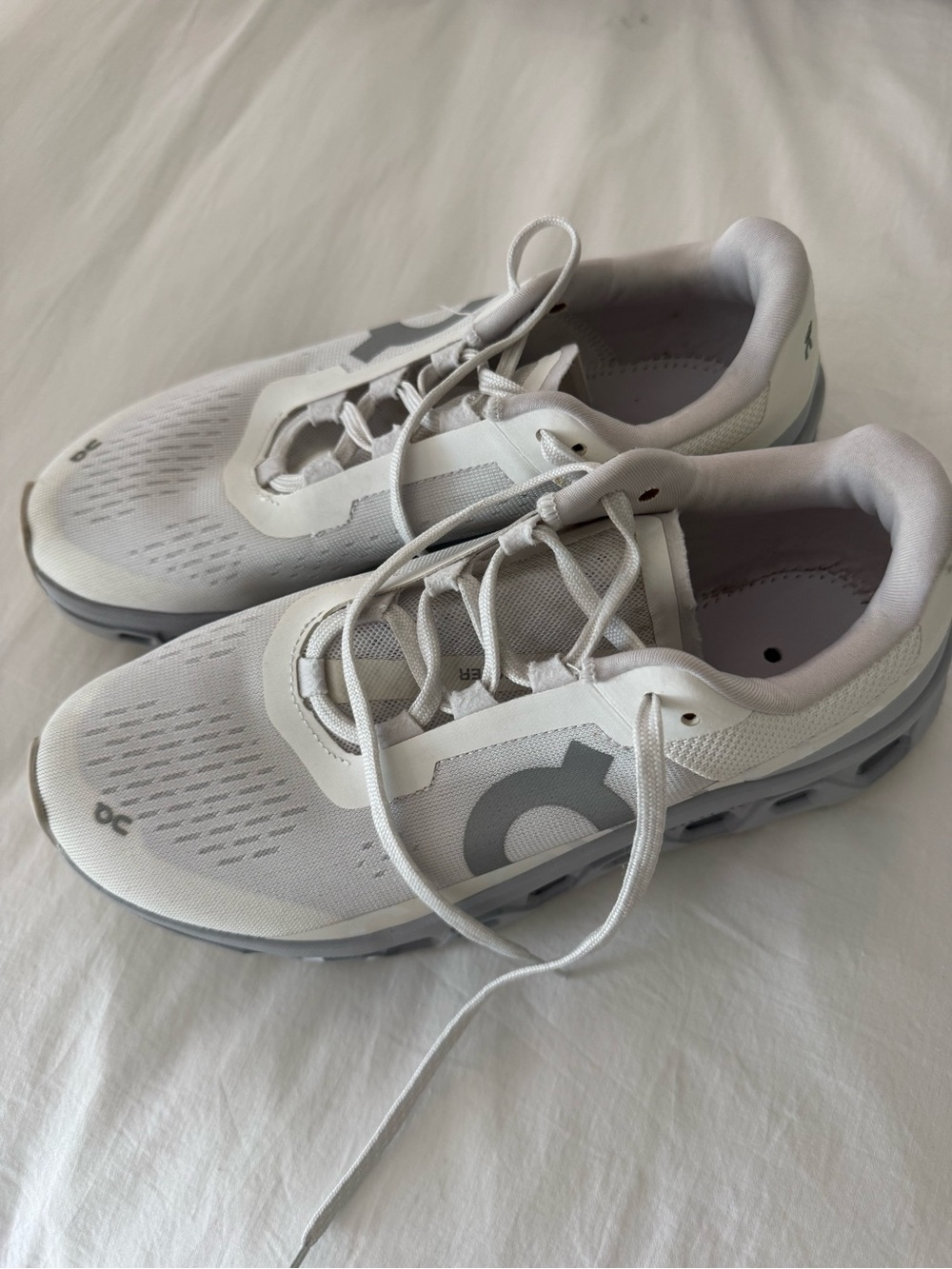 On Running Women's White and Light Gray Cloudswift Running Shoes